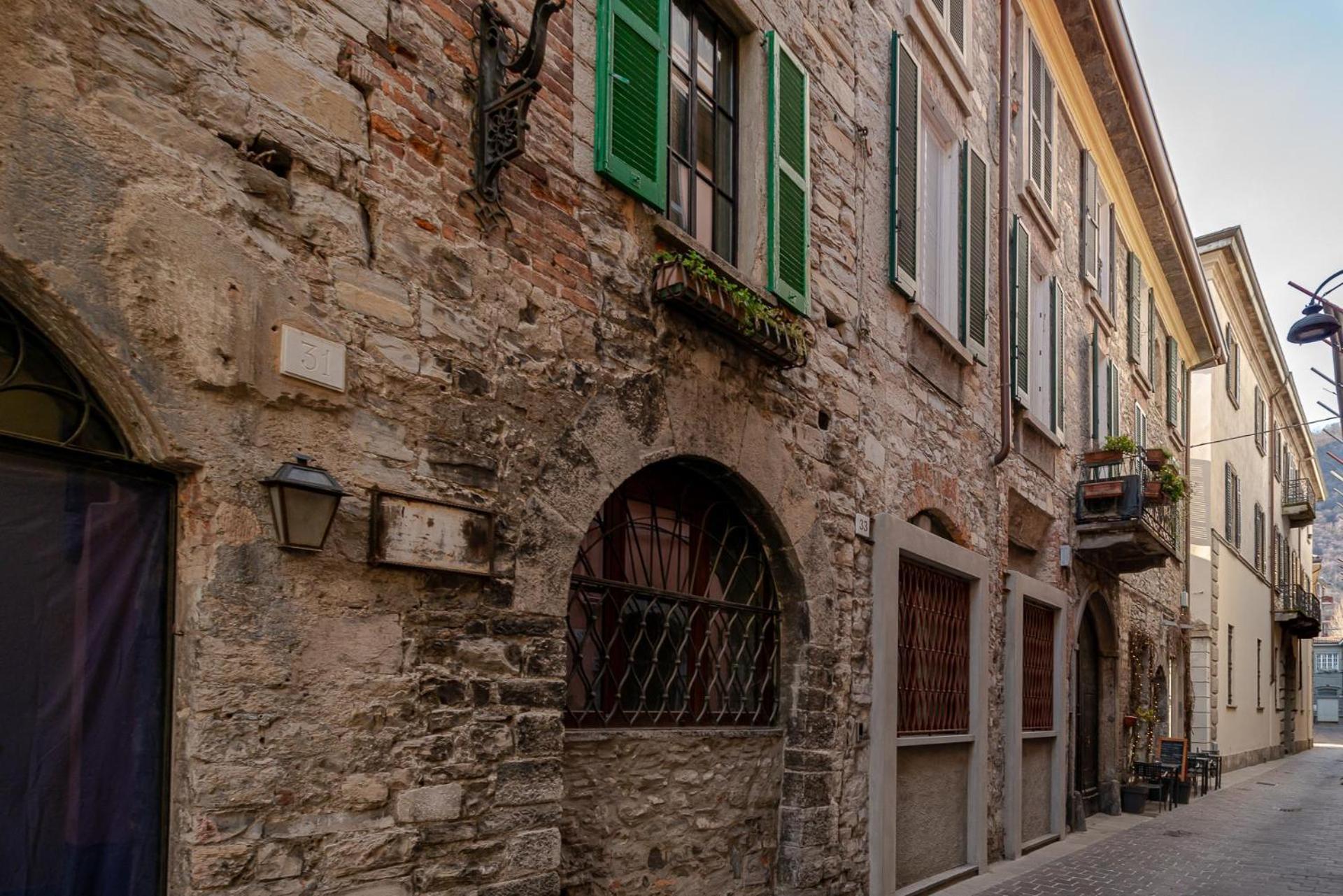 Appartamento Tivano In Centro Storico Como Eksteriør bilde